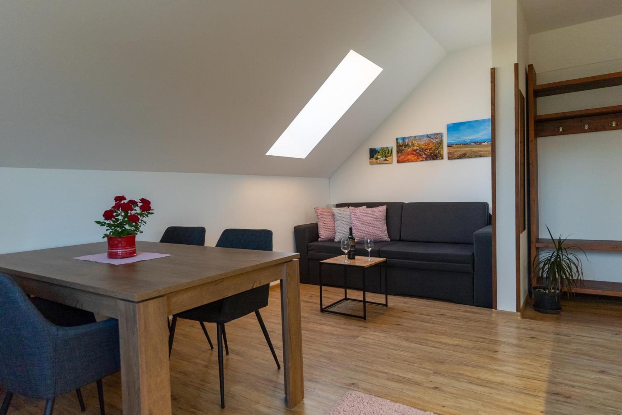 Apartmany Kohoutek A Slepicka V Novohradskych Horach Nové Hrady المظهر الخارجي الصورة