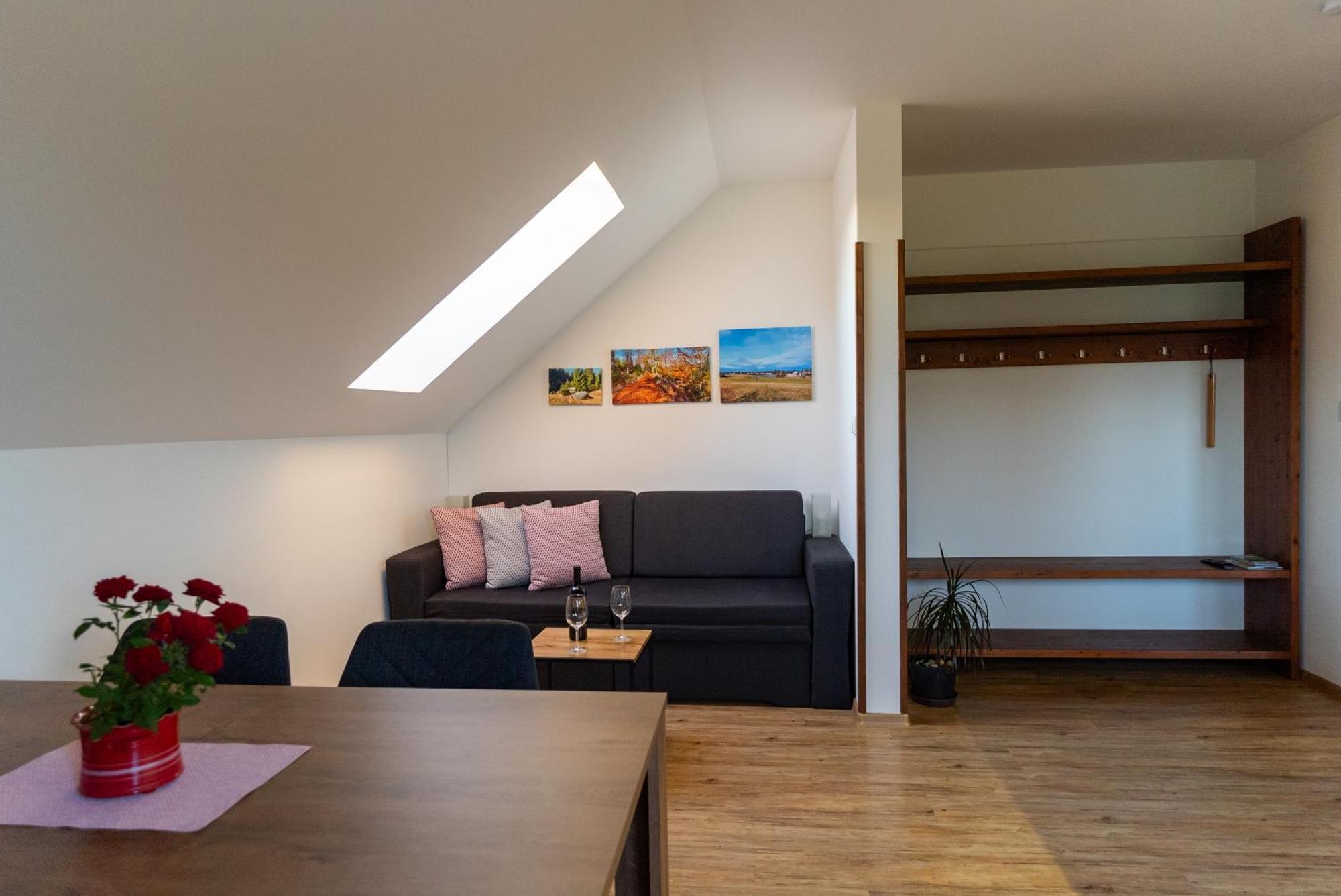Apartmany Kohoutek A Slepicka V Novohradskych Horach Nové Hrady المظهر الخارجي الصورة